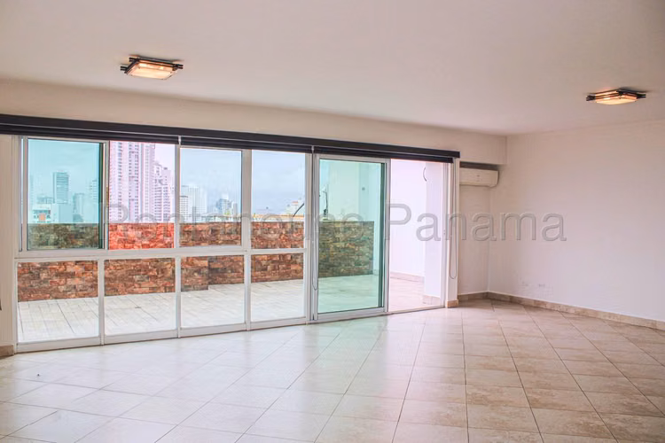 Venta de Apartamento en El Cangrejo Ph Onix Tower CCO