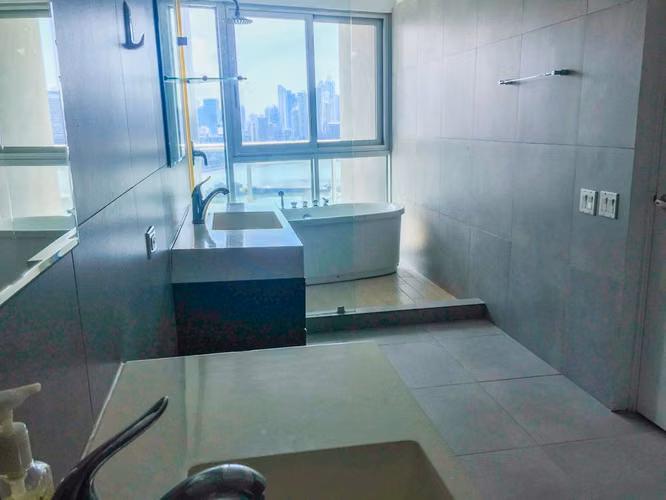 Venta de Apartamento en Avenida Balboa Ph Yacht Club KC