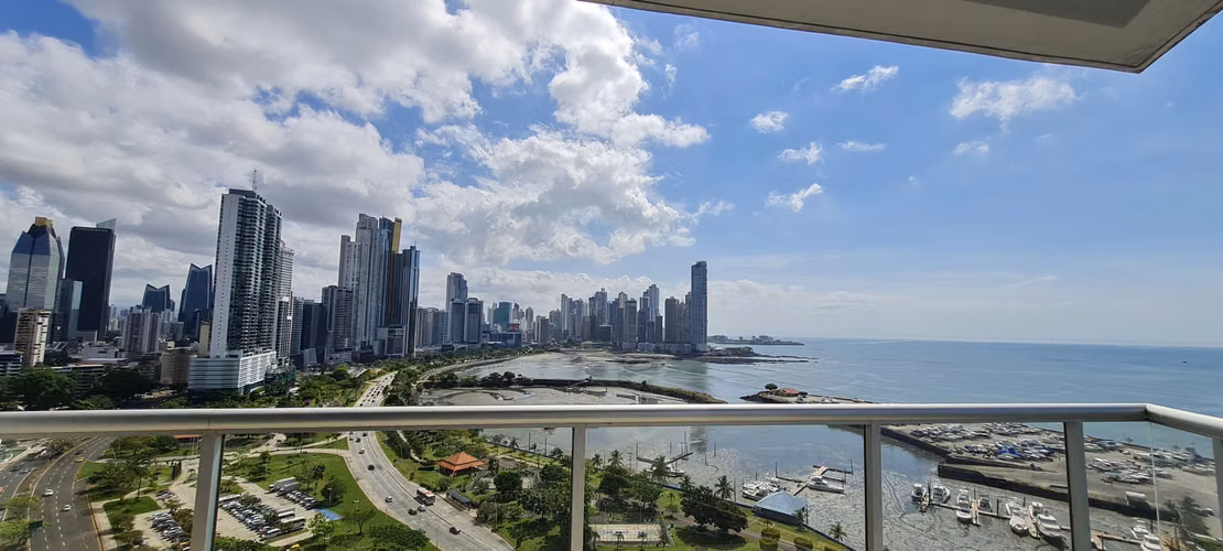 Venta de Apartamento en Avenida Balboa Ph Yacht Club KC