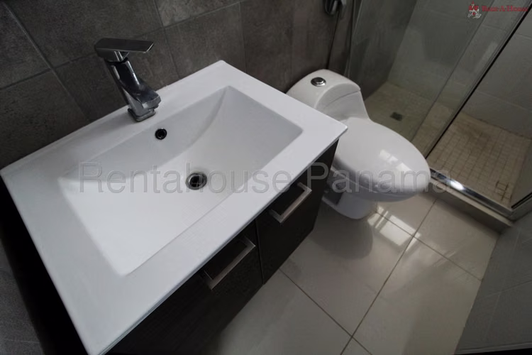 Alquiler de Apartamento en Via España, PH Midpark (Solo Cliente Directo) - Imagen 11