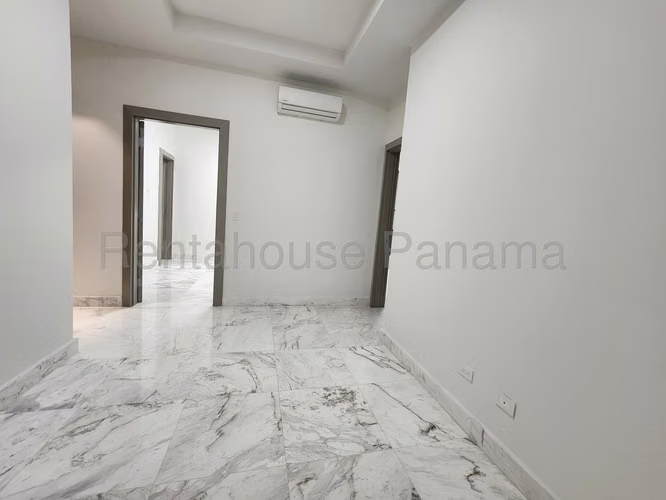 Alquiler de Apartamento en Costa del Este Ph Regalia 461 Mts PD