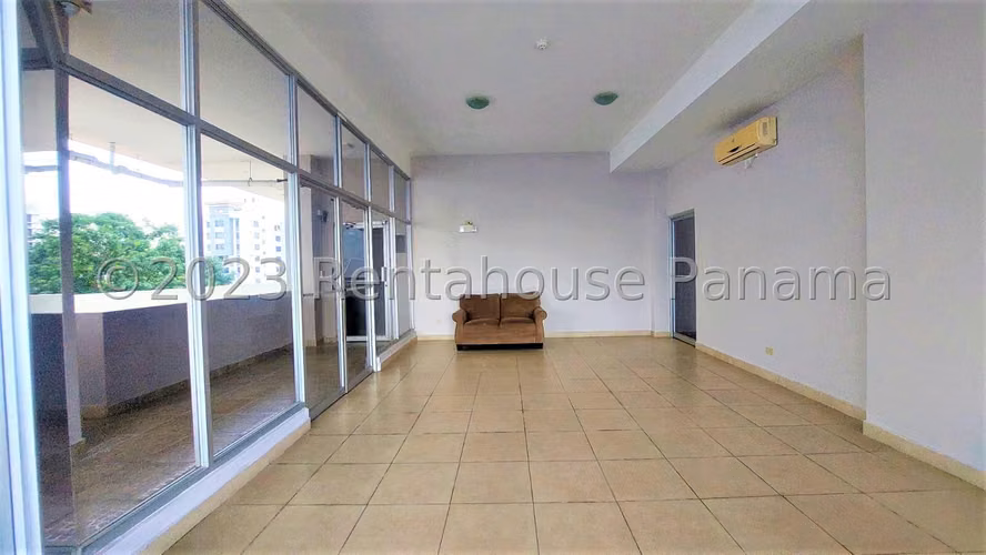 Venta de Apartamento con Línea blanca en San Francisco Ph Fairmont Plaza EC