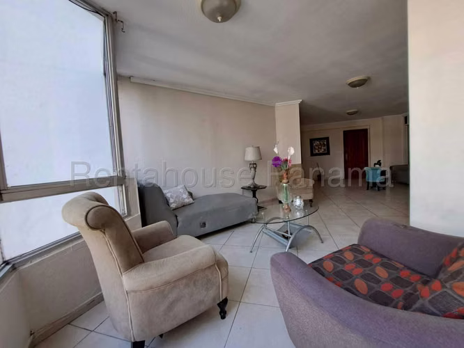Venta de Apartamento Amoblado en Bellavista Ph Ultramar Plaza EC