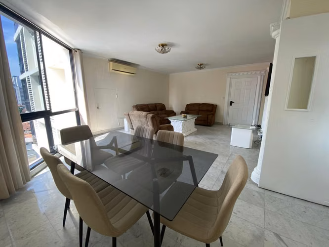 Alquilo apartamento ejecutivo amoblado en Área Bancaria / Campo Alegre.