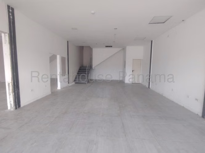 Venta de Local en Las Mananitas Dos Caminos Solo Cliente Directo MC