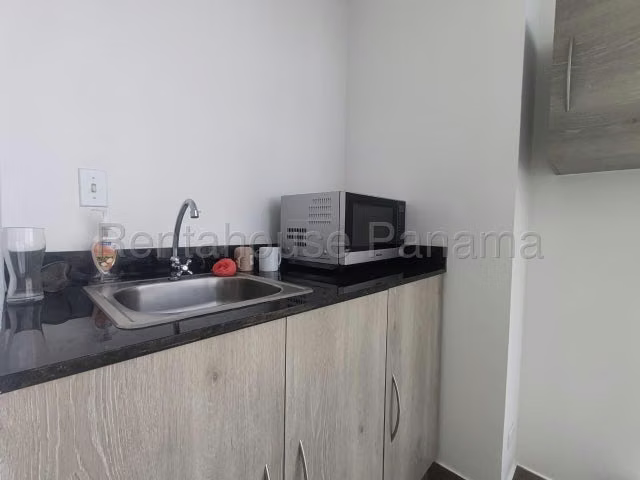 Oficina Comercial en Alquiler en Obarrio JG