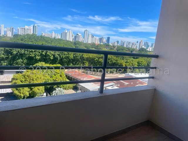 Apartamento en Venta en Carrasquilla JG