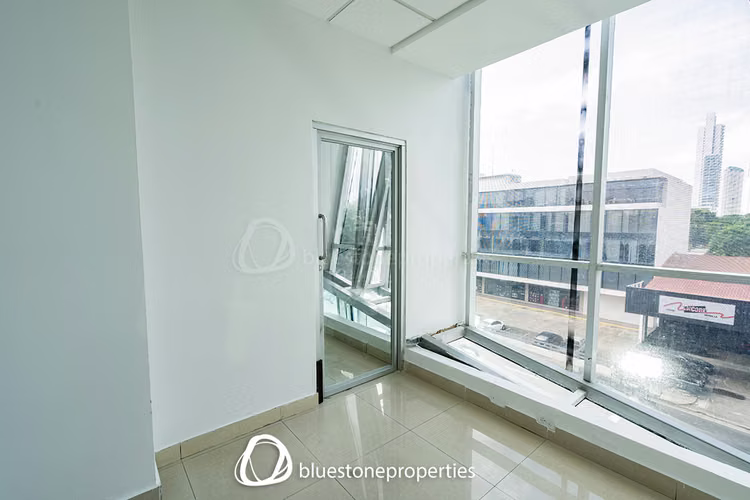 Calle 50 - Centrico Edificio de Oficina - 3,971mts2 - 8,750,000