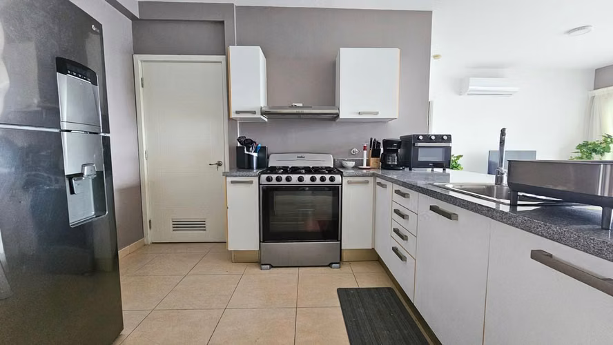 AMOBLADO -APARTAMENTO AV BALBOA