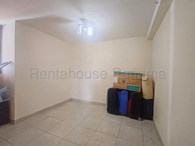 Apartamento en Venta en Condado del Rey JG