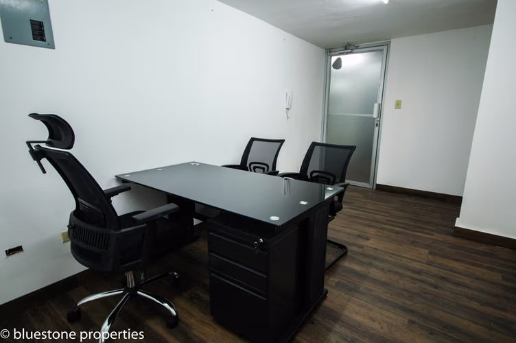 Ave. Cuba - Central Office - 300