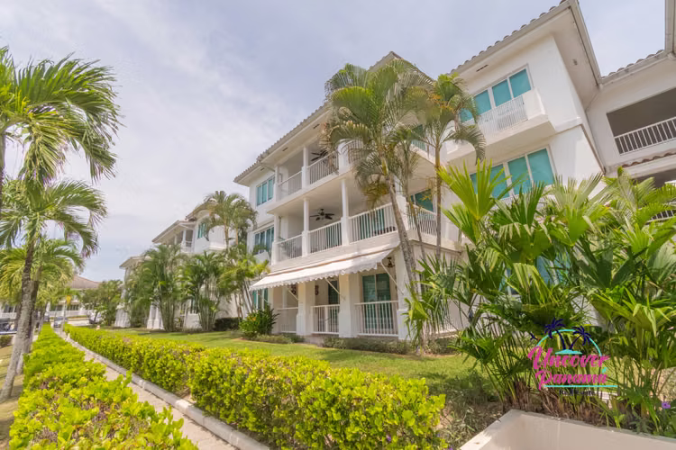 Apartamento Amoblado de 3 Recámaras en Venta en Rodman, Bijao Beach Club &amp; Residences