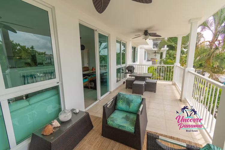 Apartamento Amoblado de 3 Recámaras en Venta en Rodman, Bijao Beach Club &amp; Residences
