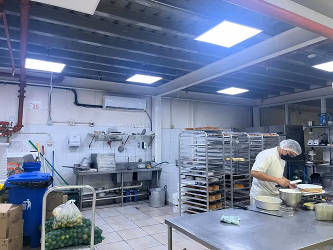 VENTA DE GALERA A PASOS DE PLAZA TOCUMEN