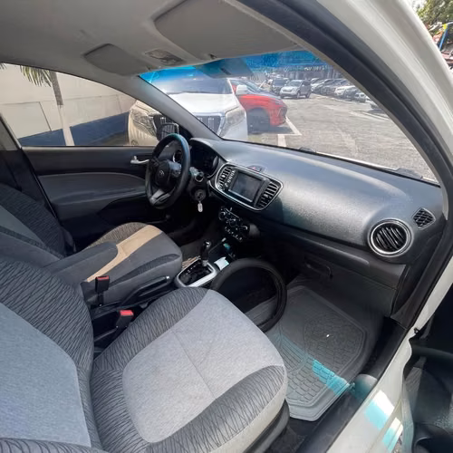 Kia Soluto 2020 automático - Imagen 5