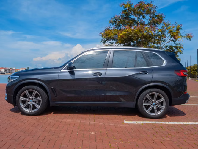 BMW X5 2023