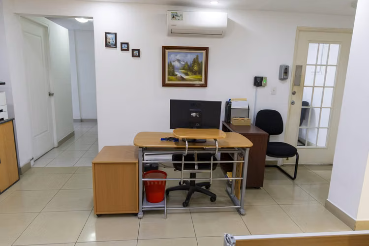 Venta de Oficina en El Carmen