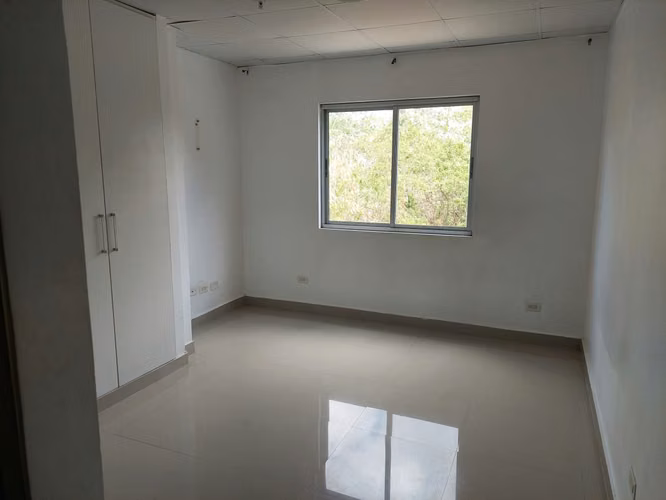 Venta de apartamento en PH Alta Vista Miraflores - Betania