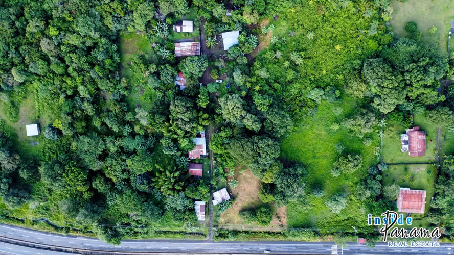 Terreno Plano en El Francés Boquete Chiriquí Panamá