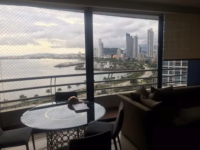 Melissa Foster Luxury Vende Espectacular Apartamento en Los Delfines Avenida Balboa MFR2041