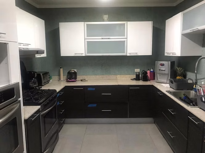 Melissa Foster Luxury Sells Spectacular Apartment at Los Delfines Avenida Balboa MFR2041