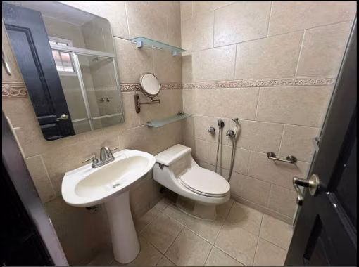 VENDO CASA EN HATO PINTADO (DB)