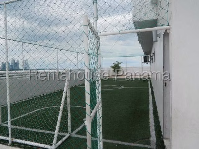 26140. Se vende apartamento 378m, 3 recamaras, 3 parkings, vista al mar