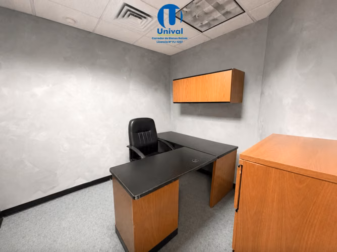 Oficina Amoblada en Alquiler en Marbella - PH World Trade Center
