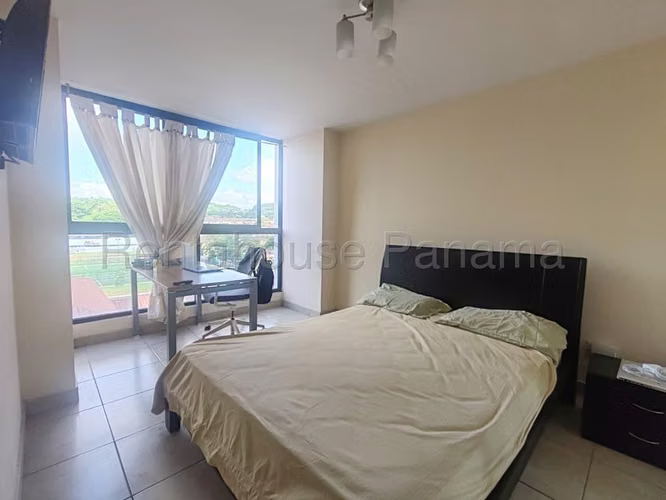 Apartment for Sale in Condado del Rey YM