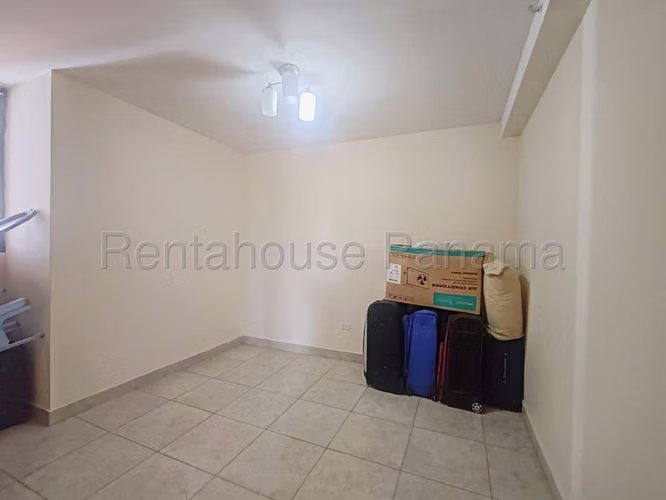 Apartment for Sale in Condado del Rey YM