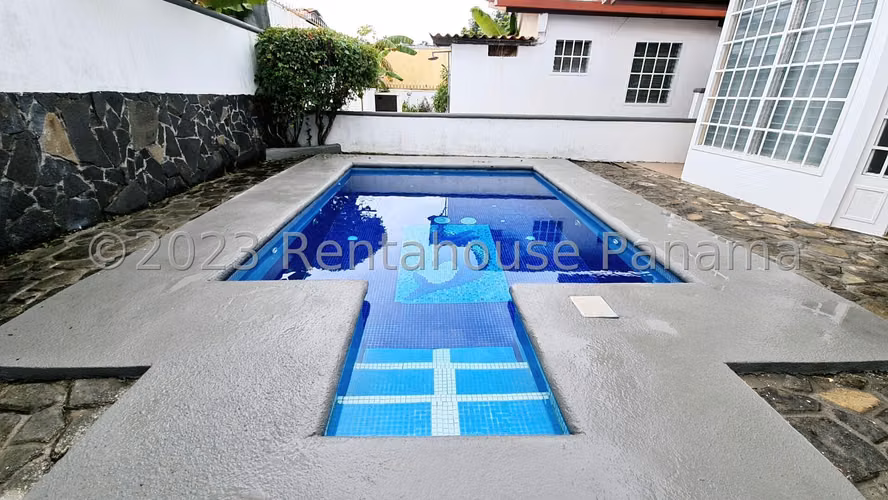 VENTA DE CASA BRISAS DEL GOLF GM