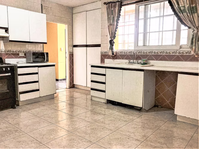 VENTA DE CASA BRISAS DEL GOLF GM
