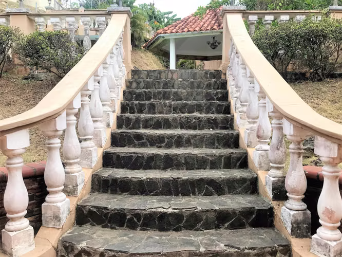 VENTA DE CASA BRISAS DEL GOLF GM