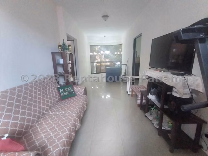 VENTA DE CASA ALTOS DEL GOLF GM