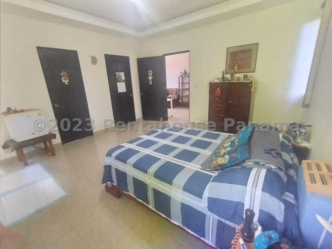 VENTA DE CASA ALTOS DEL GOLF GM