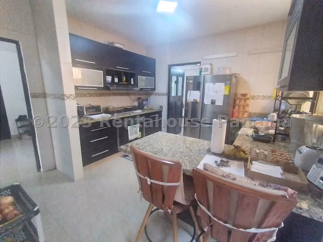 VENTA DE CASA ALTOS DEL GOLF GM