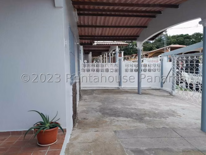 VENTA DE CASA BRISAS DEL GOLF GM