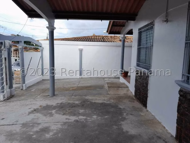 VENTA DE CASA BRISAS DEL GOLF GM