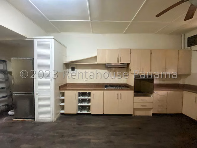 VENTA DE CASA ALBROOK GM