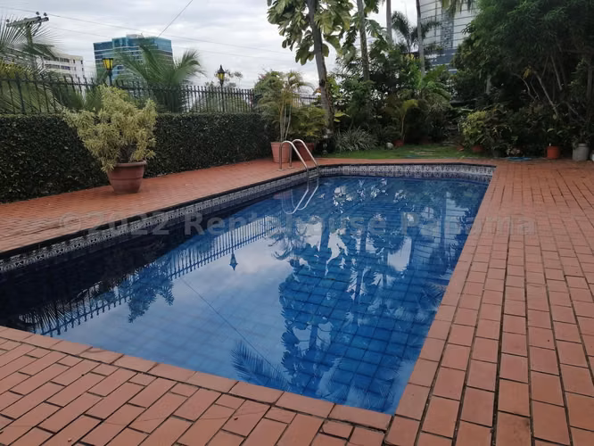 VENTA DE CASA LA ALAMEDA GM