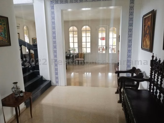 VENTA DE CASA LA ALAMEDA GM