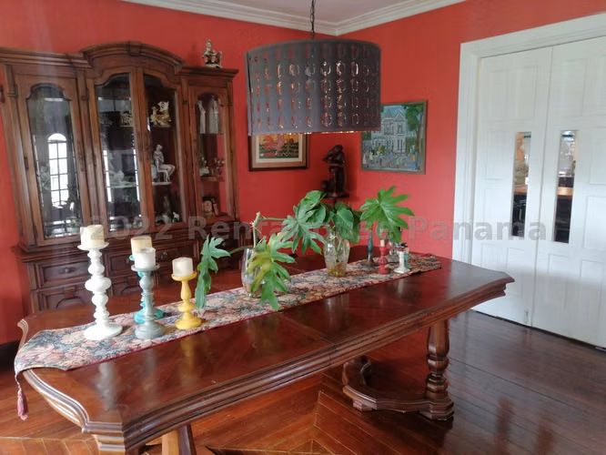 VENTA DE CASA LA ALAMEDA GM