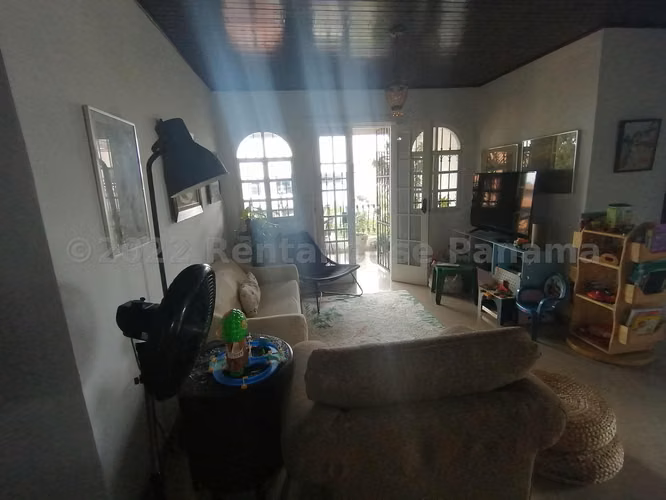VENTA DE CASA LA ALAMEDA GM