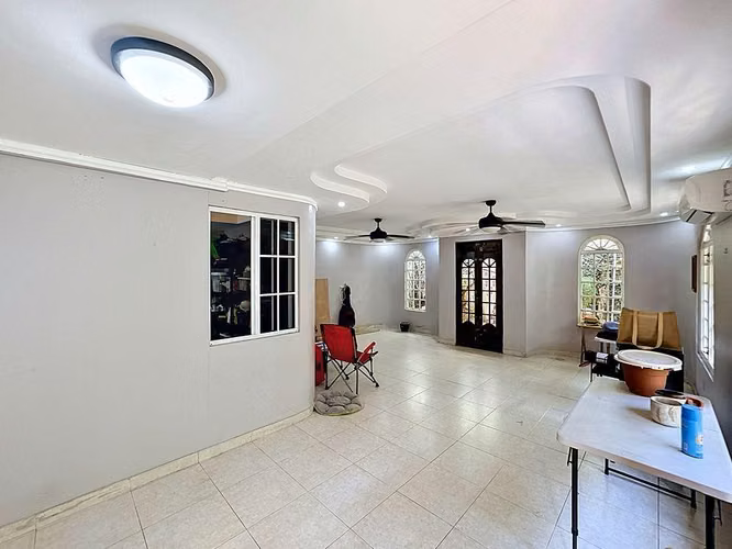 Alquiler de casa en Altos de Panamá – Condado del Rey - Imagen 12