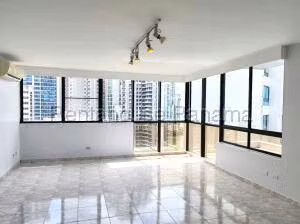 Venta de Apartamento con 511m2 en Punta Paitilla PH Pacific Shore 26-4209SR
