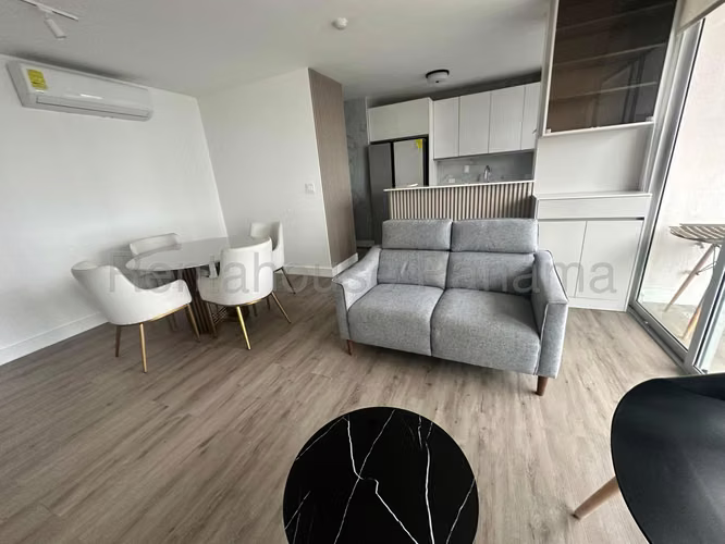 Se Alquila Apartamento en Costa del Este VLU27-75