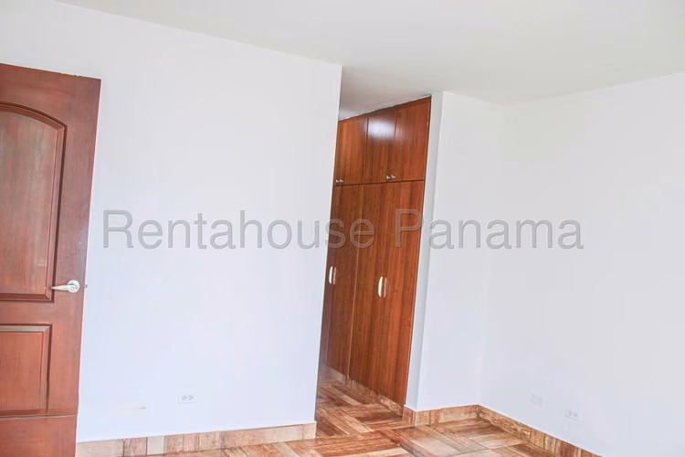 Se Alquila Apartamento en El Cangrejo VLU27-66