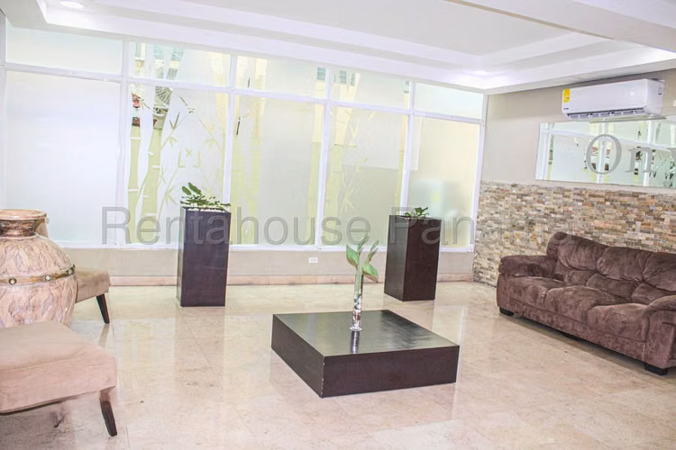 Se Alquila Apartamento en El Cangrejo VLU27-66