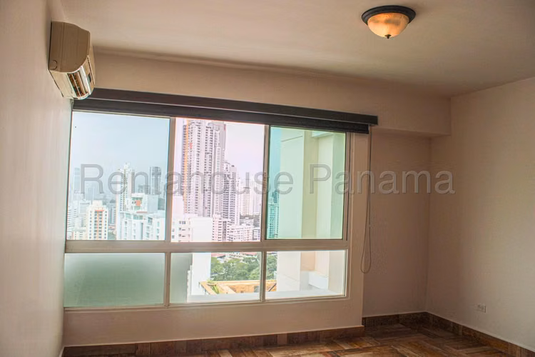 Se Vende Apartamento en El Cangrejo VLU27-70