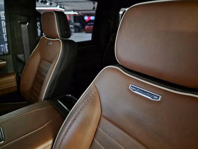 GMC Sierra 3500 Denali Ultimate 2025